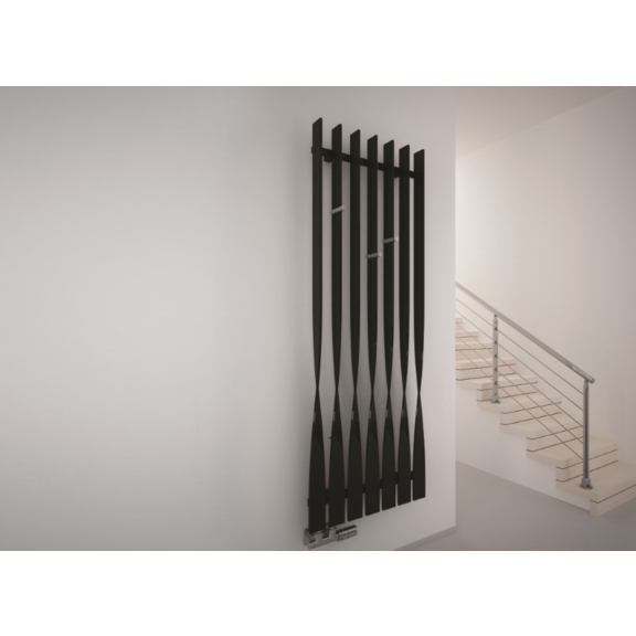 TERMA Cyklon V designový radiátor 1900x580 - barva Soft 9005 - vhodný pro moderní interiér