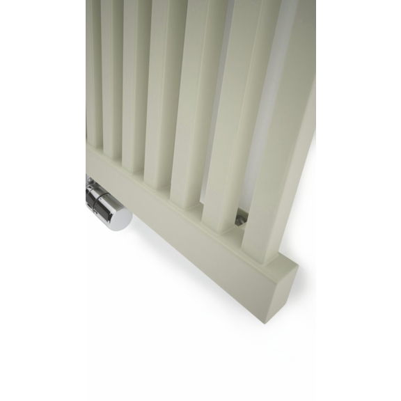 TERMA Intra vertikální radiátor detail