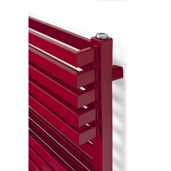 TERMA Quadrus Bold designový radiátor 1185x450 RAL3003 detail bold