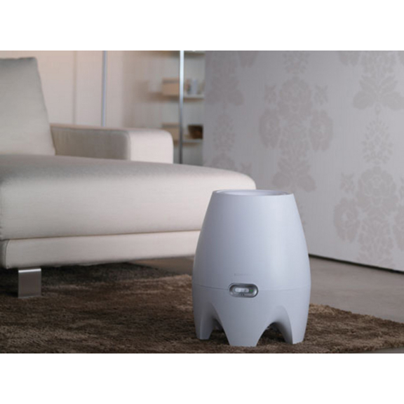 Studený zvlhčovač vzduchu Boneco E2441 v pokoji