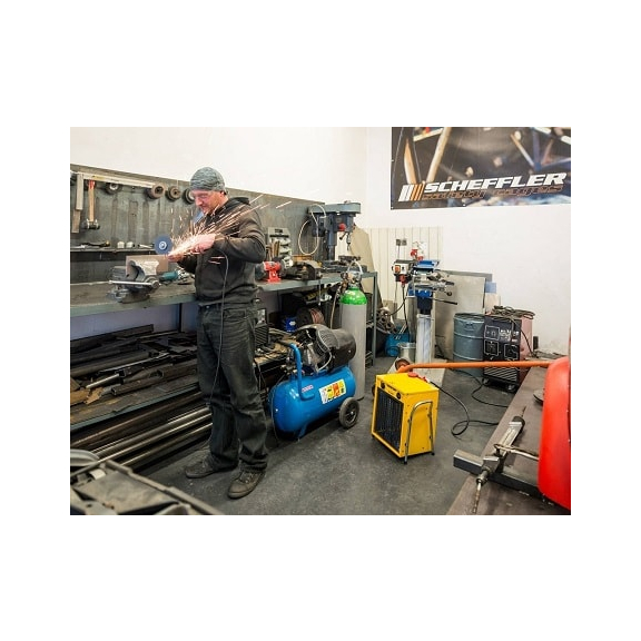 Master B 1.8 ECA domácí elektrický ohřívač s ventilátorem