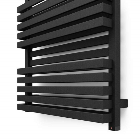TERMA Quadrus Bold One designový radiátor 1185x450 barva Metallic Black detail