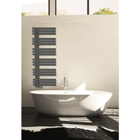 ISAN Miro vodní koupelnový radiátor interiér