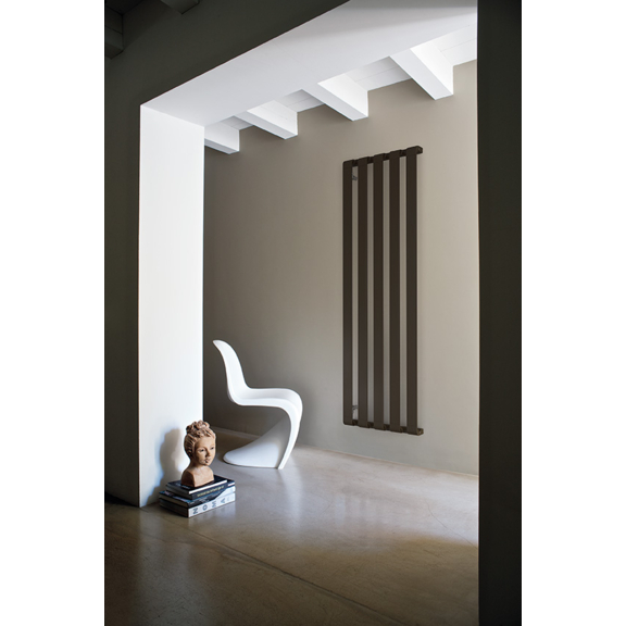 IRSAP Step V designový radiátor 1800x670 barva Brown Tobacco