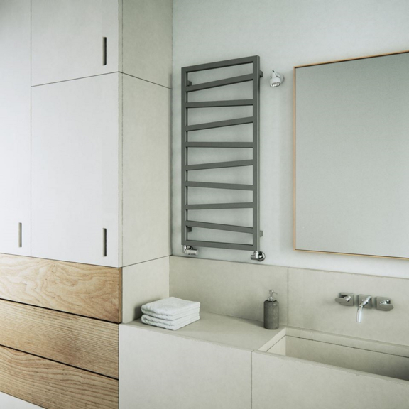 TERMA Zigzag koupelnový radiátor 1540x500 barva Metallic Stone interiér